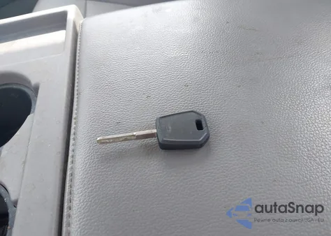 2017 Ford F-150 Xl z USA, uszkodzony, nr VIN 1FTMF1C8XHFB62640